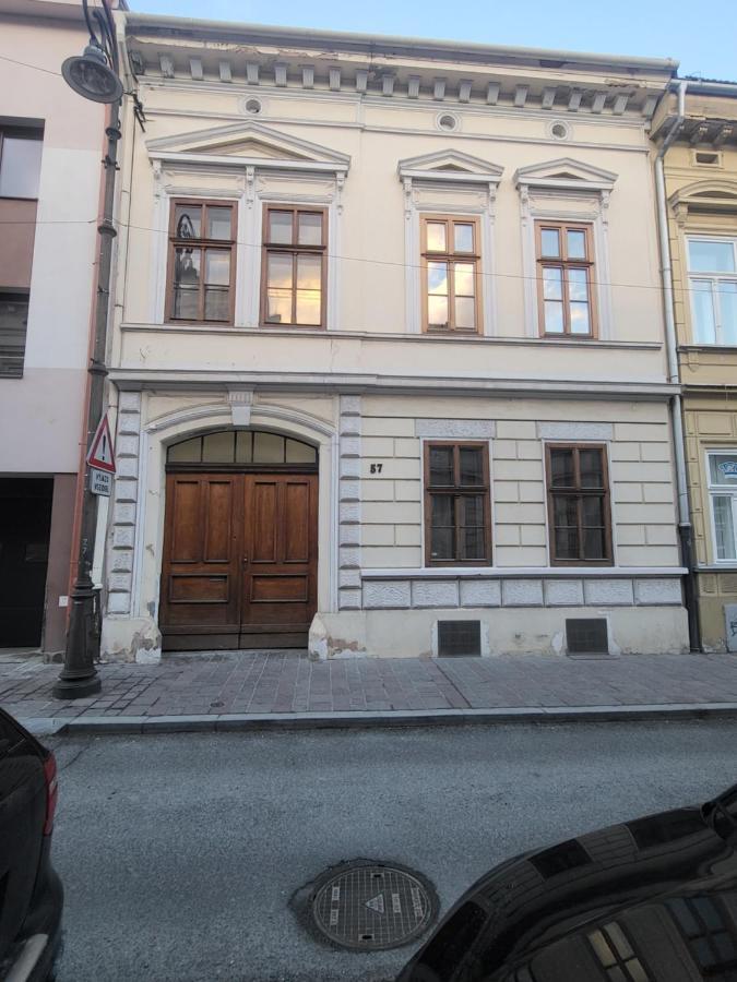 Monar Exclusive Center Free Parking In Garage Apartamento Košice Exterior foto