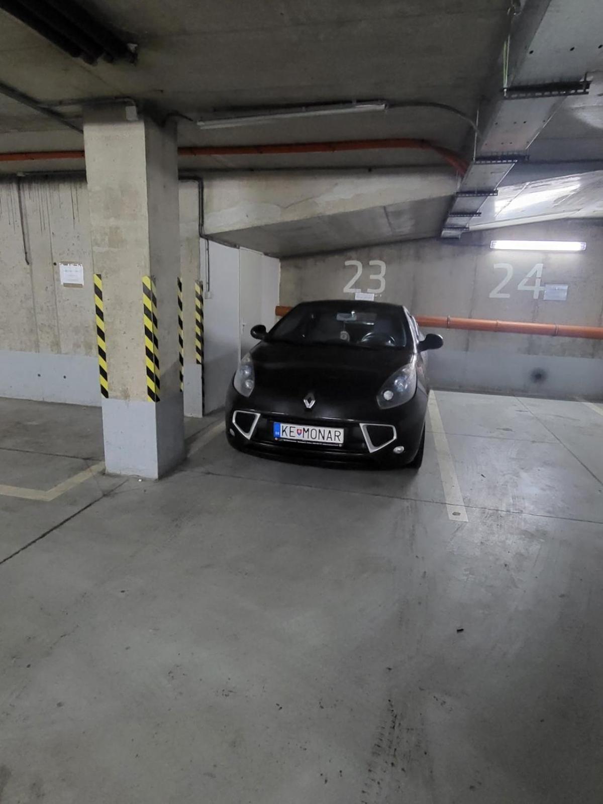 Monar Exclusive Center Free Parking In Garage Apartamento Košice Exterior foto